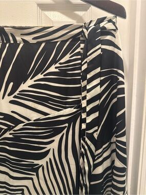 Black and White Palm Leaf Midi Skirt by Hutch